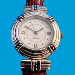 Brighton Manhattan Women's Silver Tone Quartz Watch New Battery Reversible.
